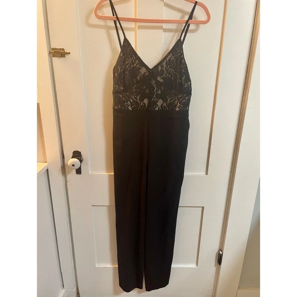 J.O.A. Lace Jumpsuit - Picture 5 of 7